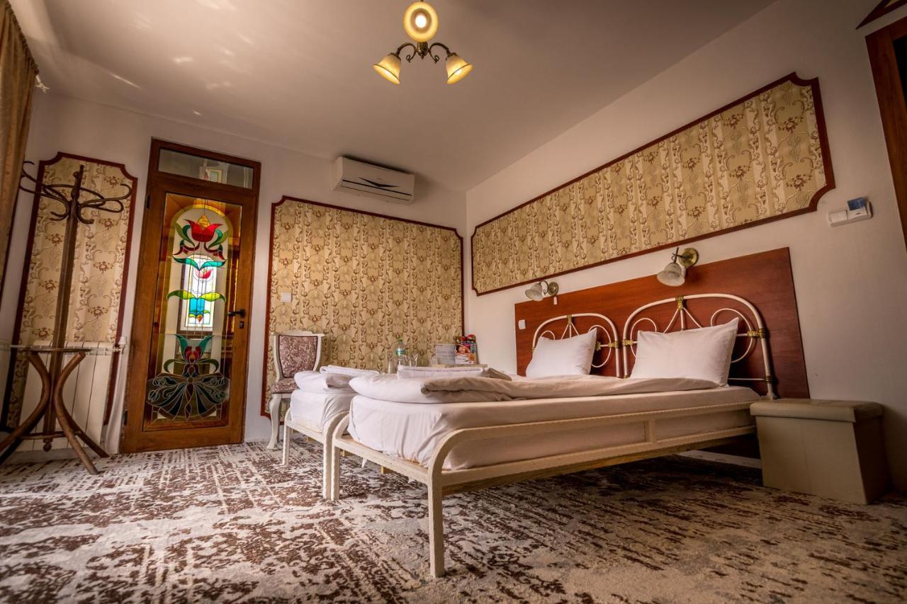 Tihiat Kut Complex Hotell Kyustendil Eksteriør bilde