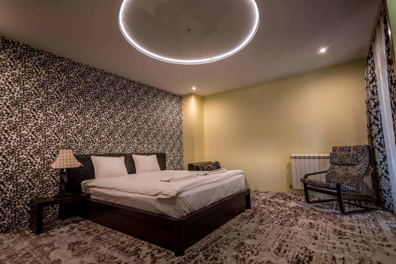 Tihiat Kut Complex Hotell Kyustendil Eksteriør bilde